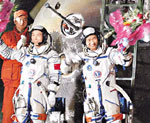 Astronauts Fei Junlong and Nie Haisheng